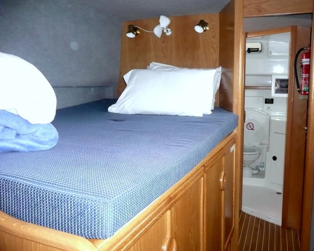 "Paso Doble" 35 Seawind 1000XL Sailing Catamaran — image 4